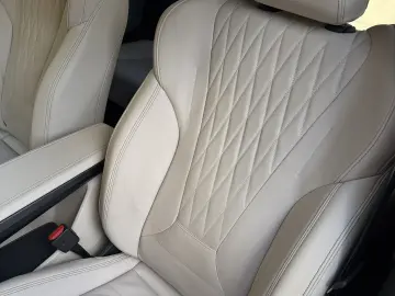 BMW X1 xDrive 25e M Sport   masaj   camere 360   HK