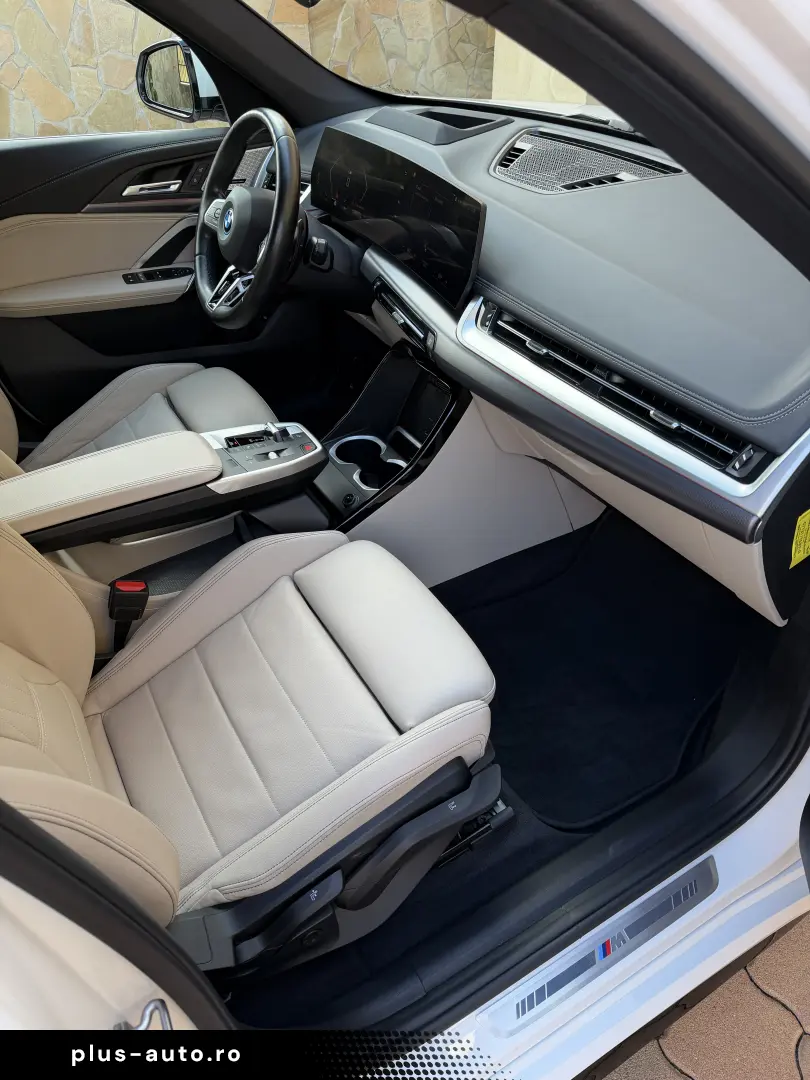 BMW X1 xDrive 25e M Sport   masaj   camere 360   HK