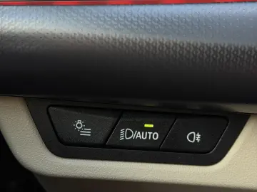 BMW X1 xDrive 25e M Sport   masaj   camere 360   HK