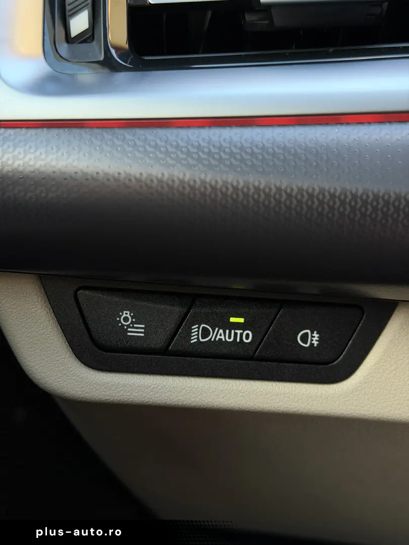 BMW X1 xDrive 25e M Sport   masaj   camere 360   HK