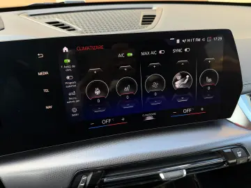 BMW X1 xDrive 25e M Sport   masaj   camere 360   HK