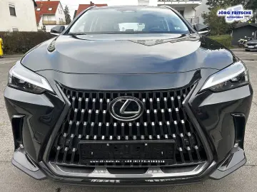Lexus NX 350h E-Four Business