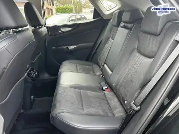 Lexus NX 350h E-Four Business