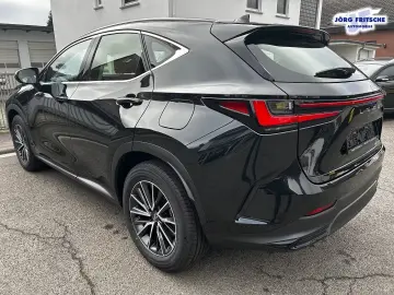 Lexus NX 350h E-Four Business