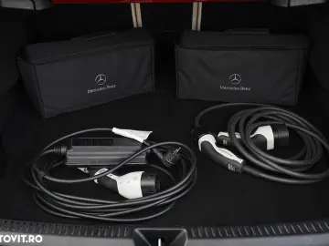 Mercedes-Benz A 250 e Sedan 8G-DCT Edition 2021