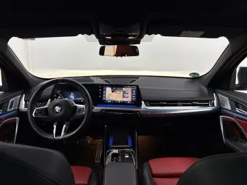 BMW X2 M35i xDRIVE SHADOW ACC HuD PANO 360  H&K ICON