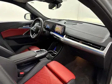 BMW X2 M35i xDRIVE SHADOW ACC HuD PANO 360  H&K ICON