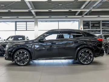 BMW X2 M35i xDrive M Sport HUD PANO ACC RFK NAVI LM