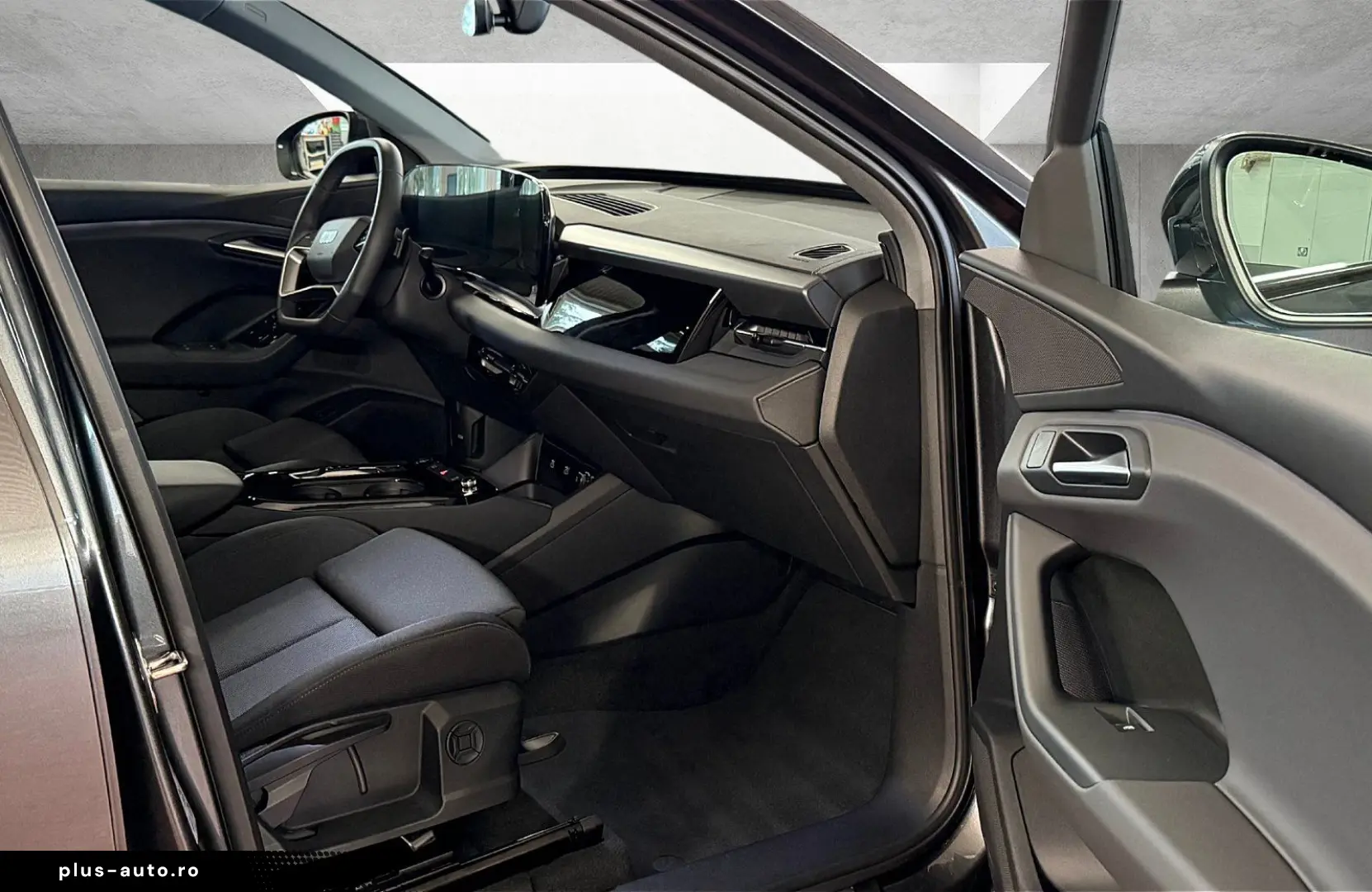 AUDI Q6 e-tron S line