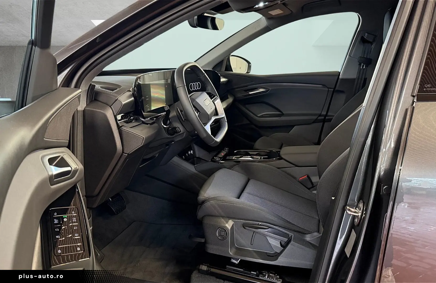 AUDI Q6 e-tron S line