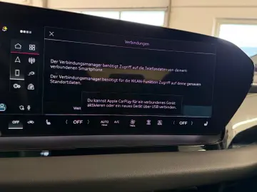 AUDI Q6 e-tron S line