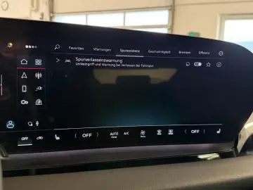 AUDI Q6 e-tron S line