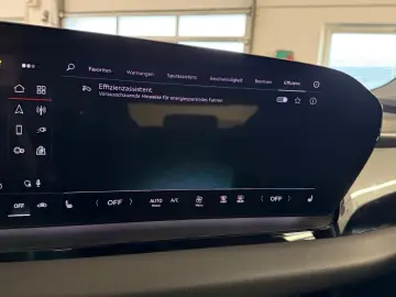 AUDI Q6 e-tron S line