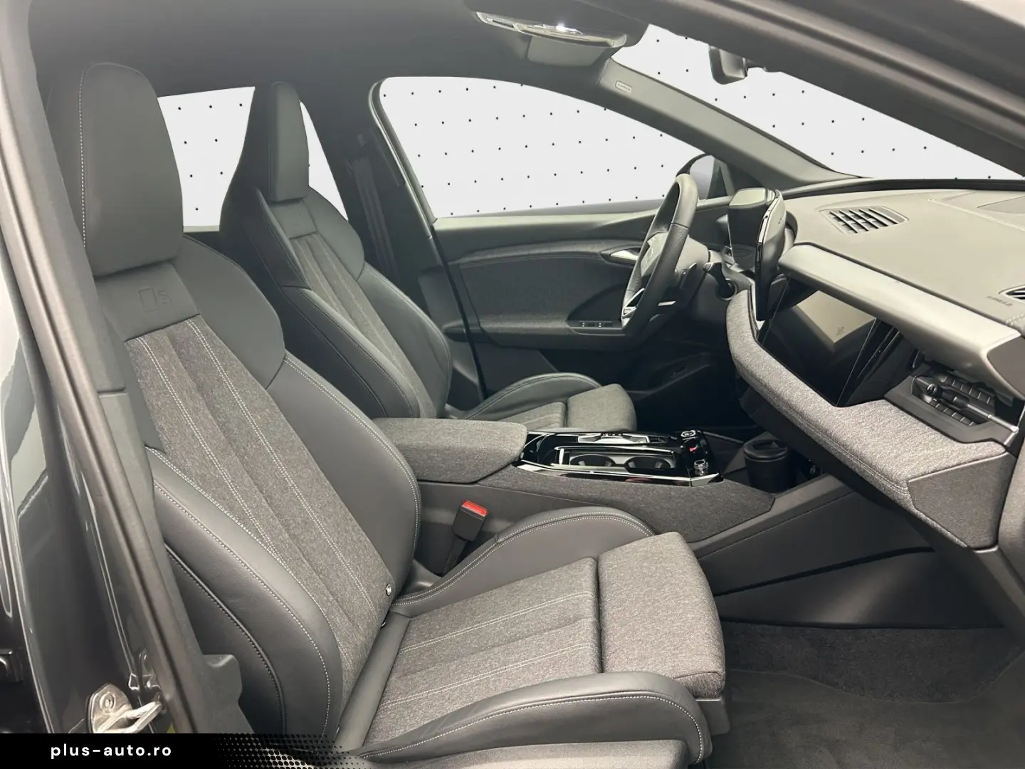 AUDI Q6 SUV e-tron S line