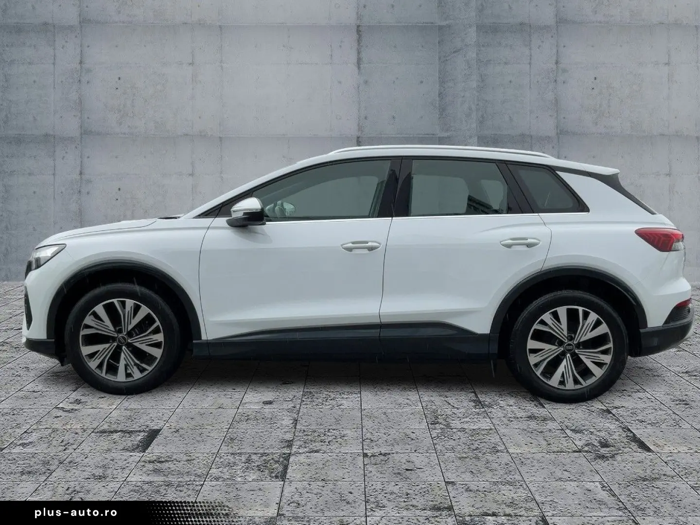 AUDI Q4 e-tron 45 QU