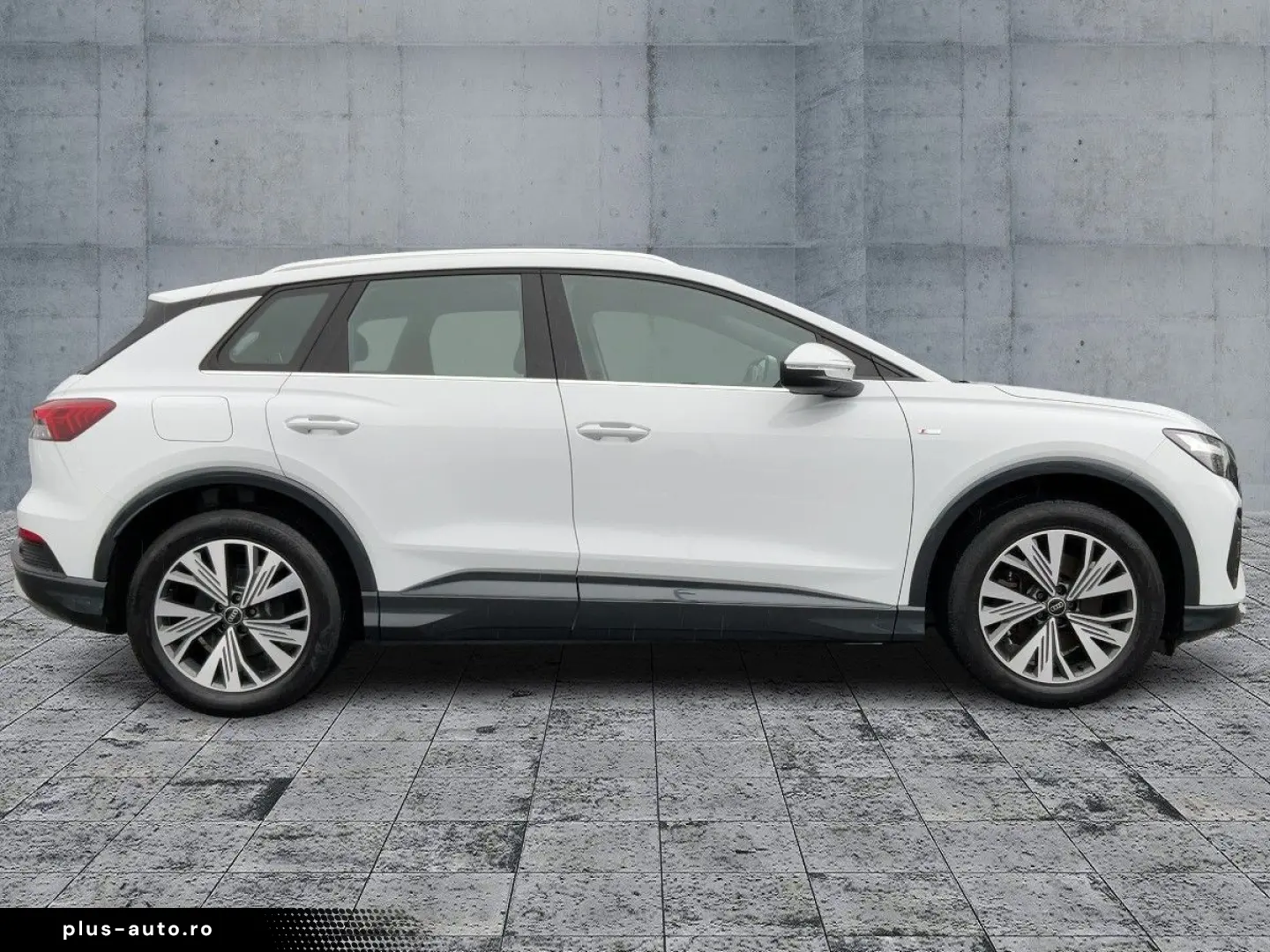 AUDI Q4 e-tron 45 QU