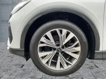 AUDI Q4 e-tron 45 QU