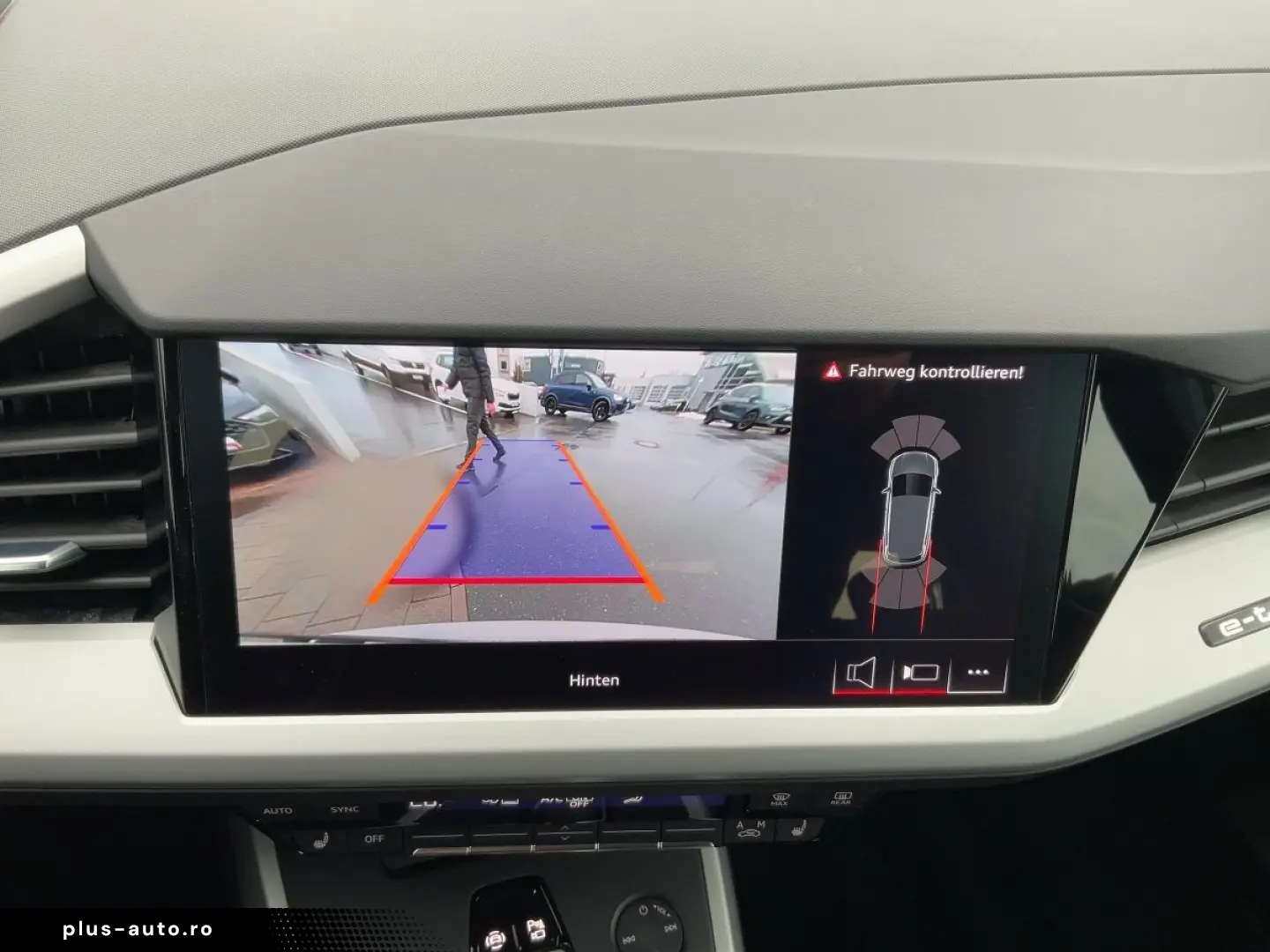 AUDI Q4 e-tron 45 QU