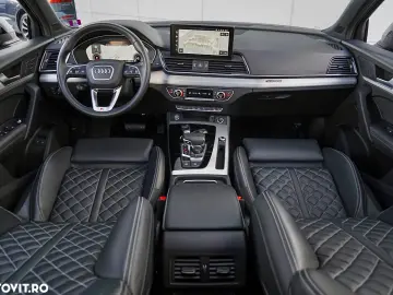 Audi Q5 55 TFSI e quattro S tronic PHEV S Line