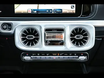 MERCEDES-BENZ G 63 AMG (FACELIFT) NIGHT AHK COMFORT COMFORT