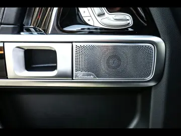 MERCEDES-BENZ G 63 AMG (FACELIFT) NIGHT AHK COMFORT COMFORT