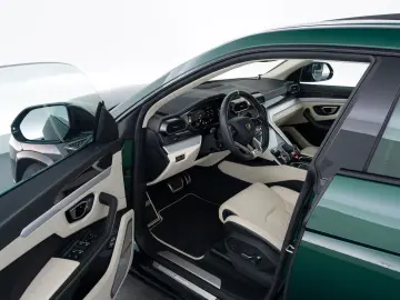 LAMBORGHINI Urus S MY23   Full Carbon   Performante Wheels