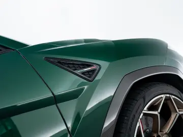 LAMBORGHINI Urus S MY23   Full Carbon   Performante Wheels