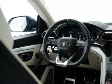 LAMBORGHINI Urus S MY23   Full Carbon   Performante Wheels