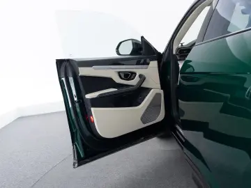 LAMBORGHINI Urus S MY23   Full Carbon   Performante Wheels