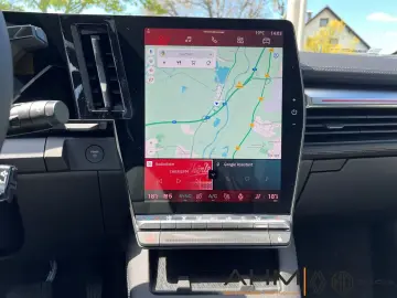 Renault Scenic E-TECH Iconic 220 Long Range EV87