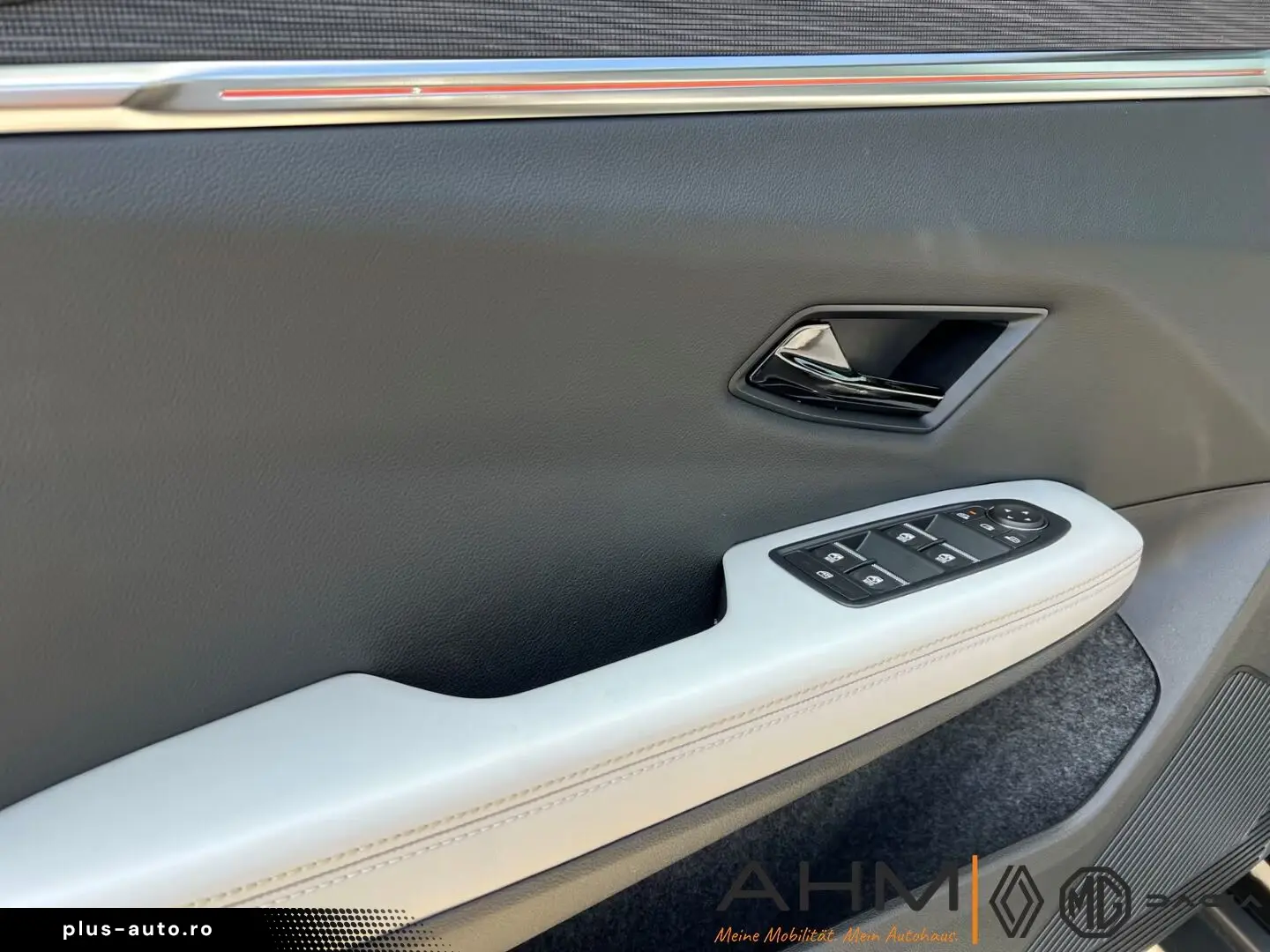 Renault Scenic E-TECH Iconic 220 Long Range EV87