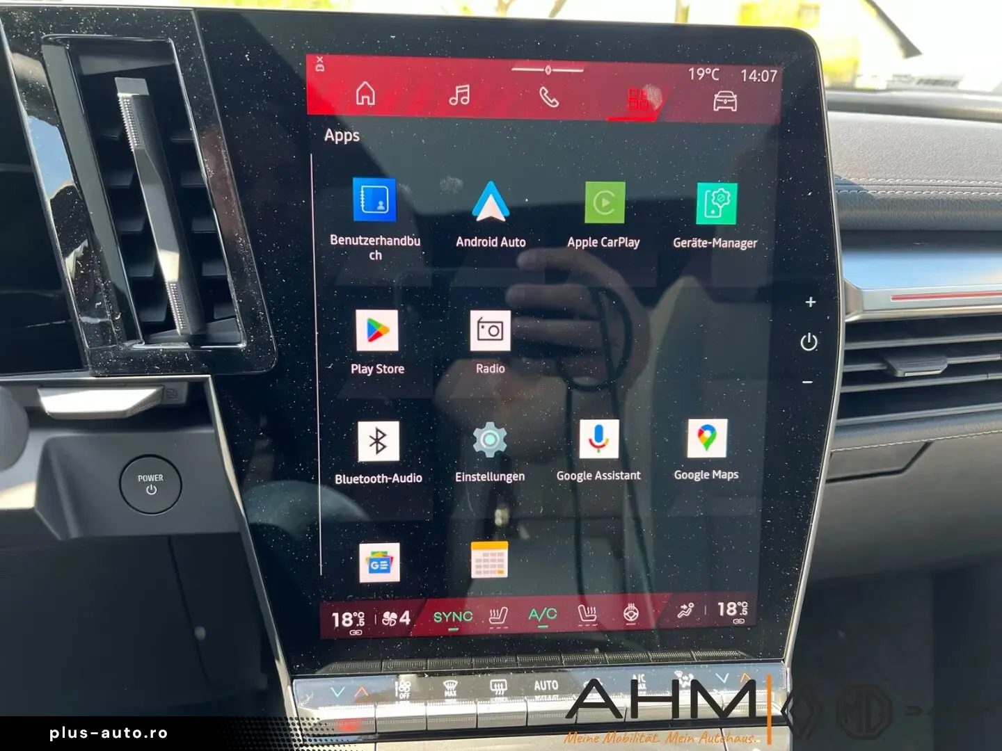 Renault Scenic E-TECH Iconic 220 Long Range EV87