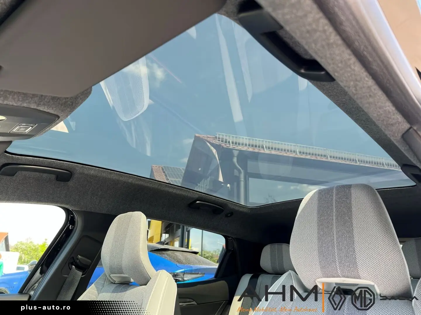 Renault Scenic E-TECH Iconic 220 Long Range EV87