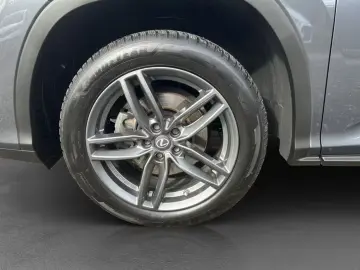 Lexus RX 450h Style Edition  Head-up  Pano  8-way Adjustable