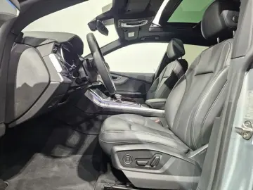 AUDI Q8 50 TDI S Line Black Pano Matrix Softc.Hud 22'