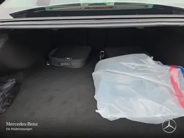 MERCEDES-BENZ E 300 e Avantgarde Adv Fahrass  Energizing LED