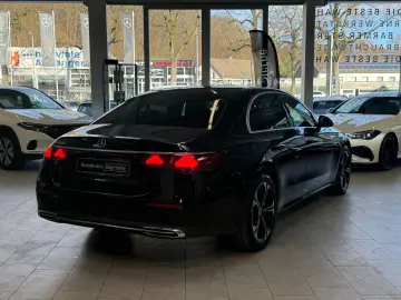 MERCEDES-BENZ E 300e Avantgarde DISTR MEMORY KEYLESS&hellip;