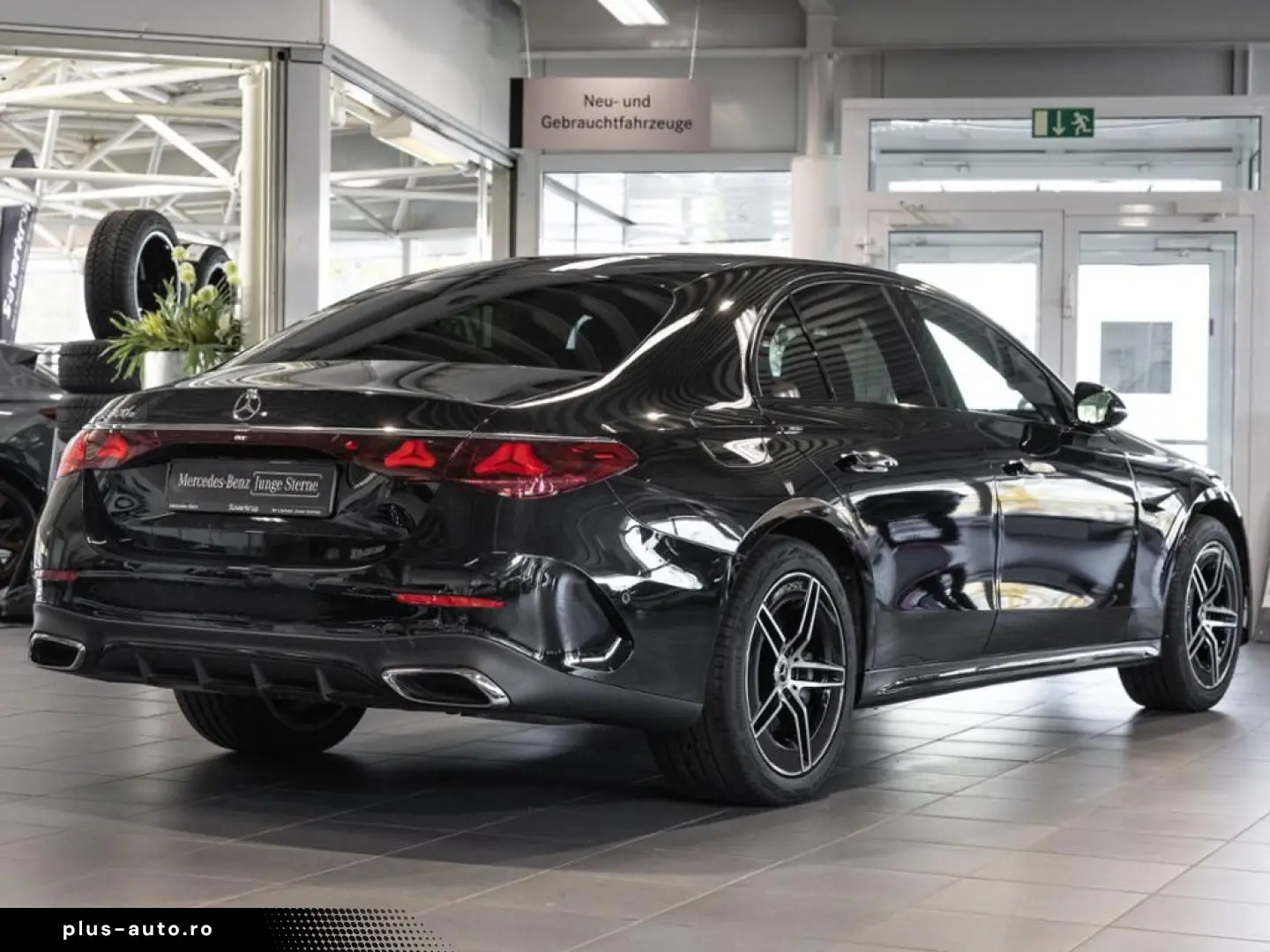 MERCEDES-BENZ E 300 e   AMG BURM NIGHT DISTR KAMERA SPUR PDC