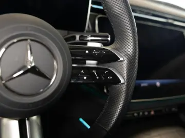 MERCEDES-BENZ E 300 e   AMG BURM NIGHT DISTR KAMERA SPUR PDC