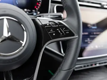 MERCEDES-BENZ E 300 de   AVANTGARDE 360 DISTR KAMERA&hellip;