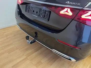 MERCEDES-BENZ E 300 de 4Matic Avantgarde Advanced AHK