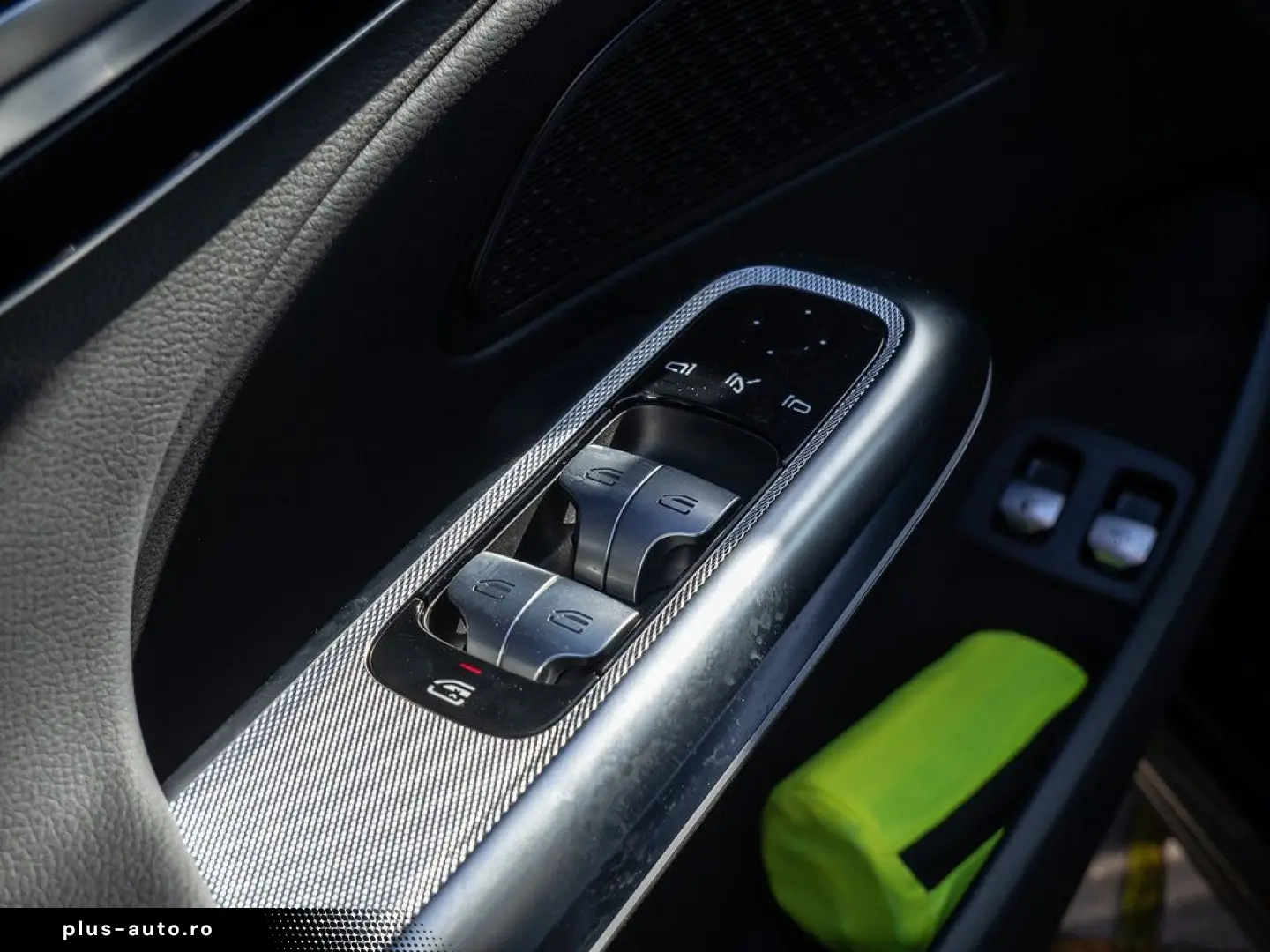 MERCEDES-BENZ E 300 e Avantgarde Advanced  Distr. LE&hellip;