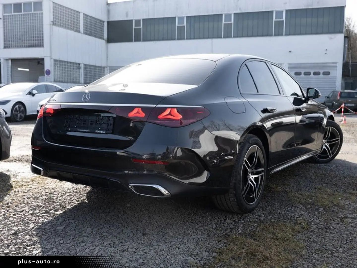 MERCEDES-BENZ E 300 e AMG-Sport LED Kamera Totw Distr Winter