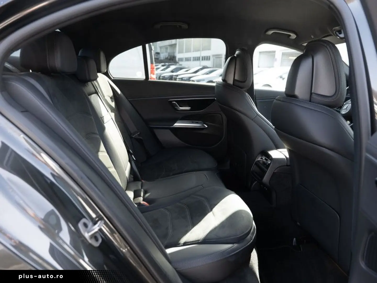 MERCEDES-BENZ E 300 e AMG-Sport LED Kamera Totw Distr Winter