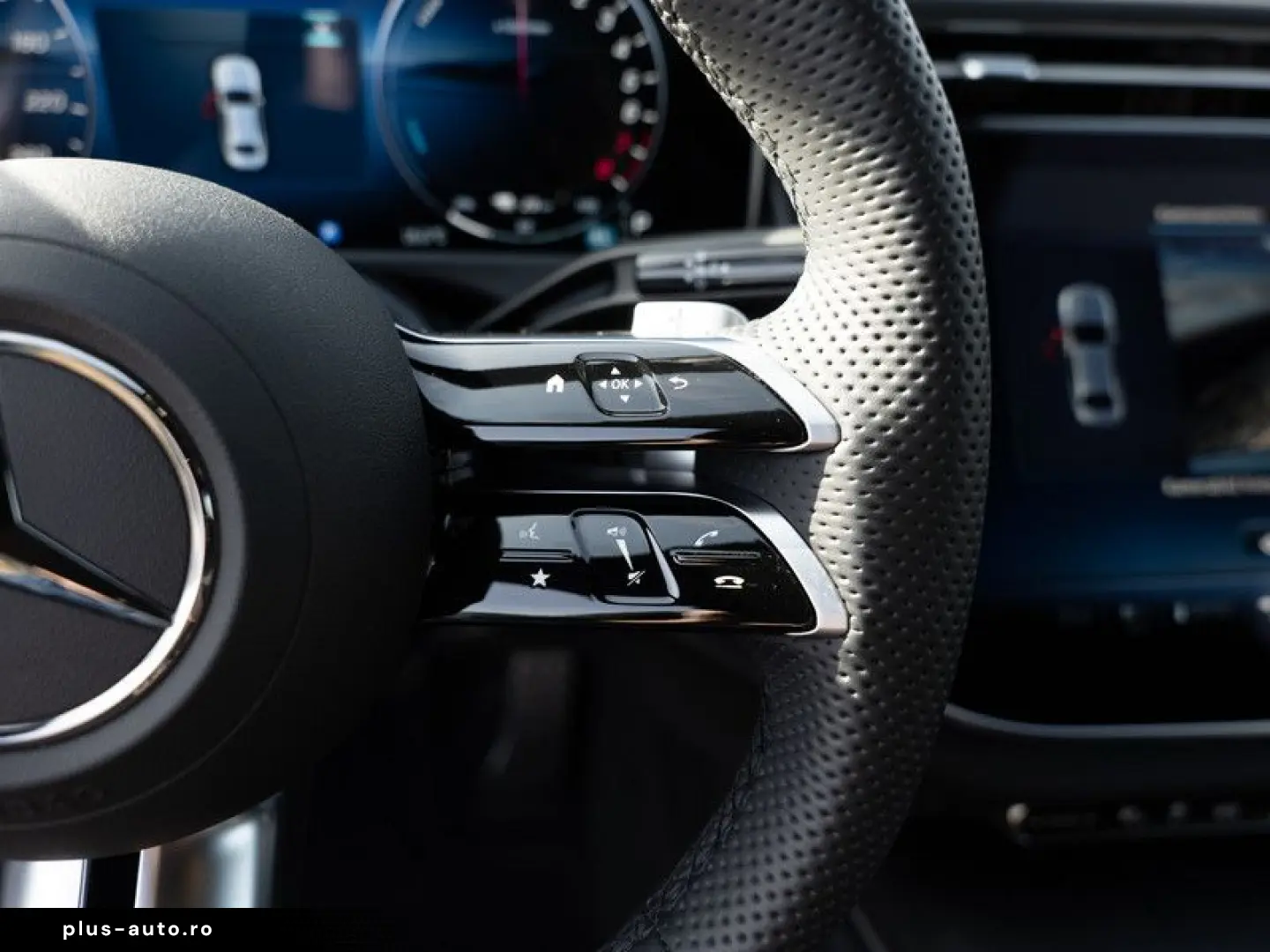 MERCEDES-BENZ E 300 e AMG-Sport LED Kamera Totw Distr Winter