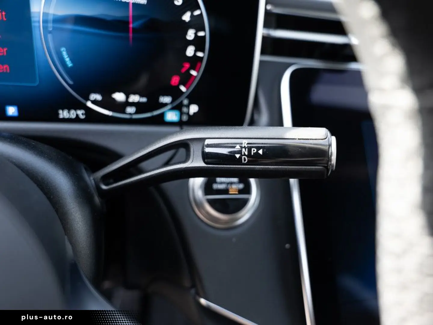 MERCEDES-BENZ E 300 e AMG-Sport LED Kamera Totw Distr Winter