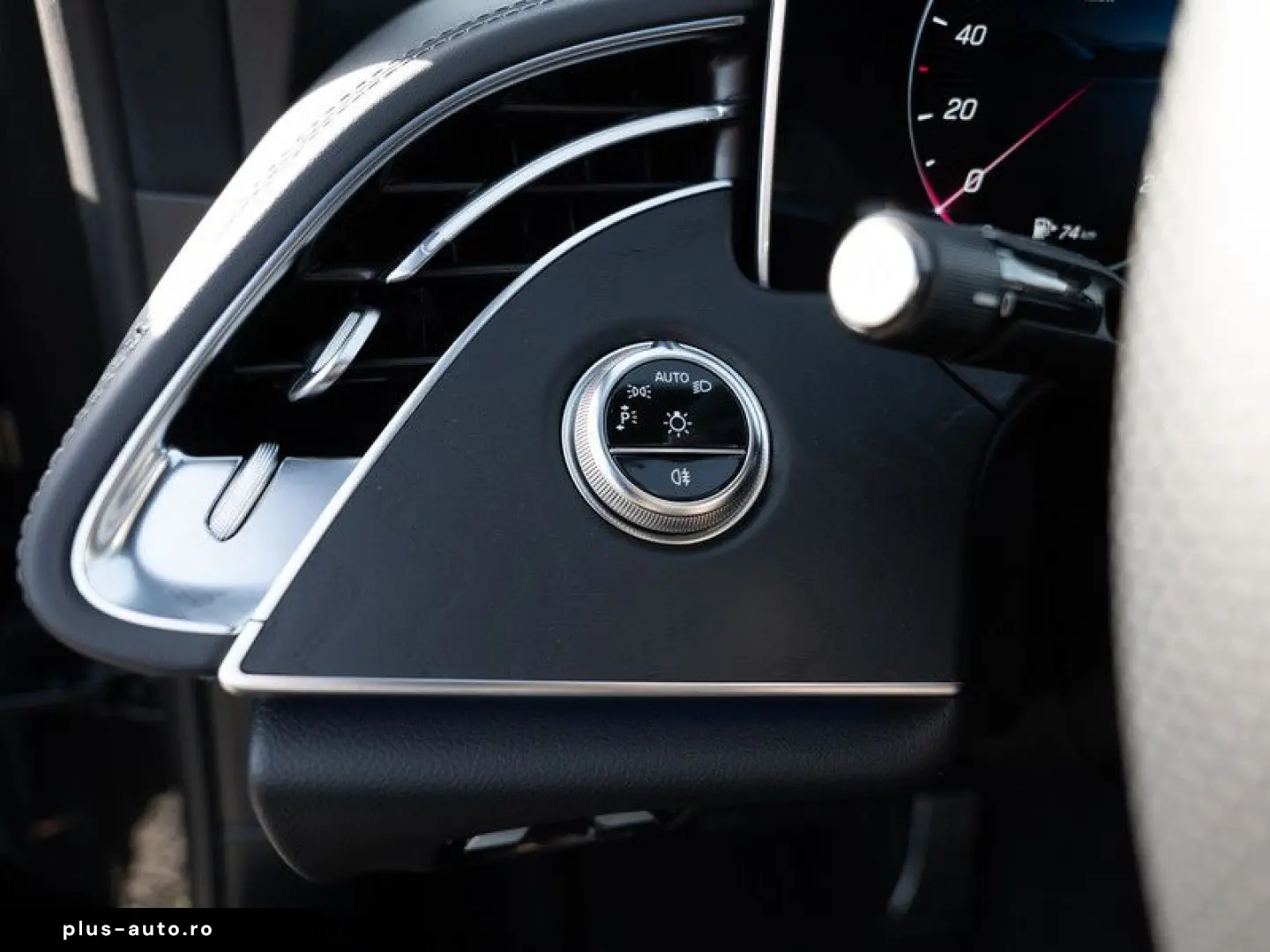 MERCEDES-BENZ E 300 e AMG-Sport LED Kamera Totw Distr Winter