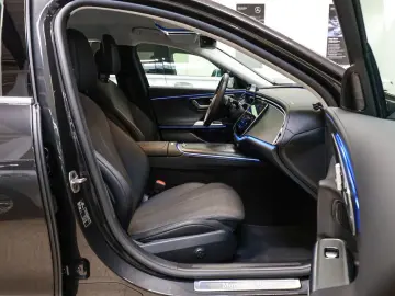 MERCEDES-BENZ E 300 de Avantgarde Advanced  Distr. L&hellip;