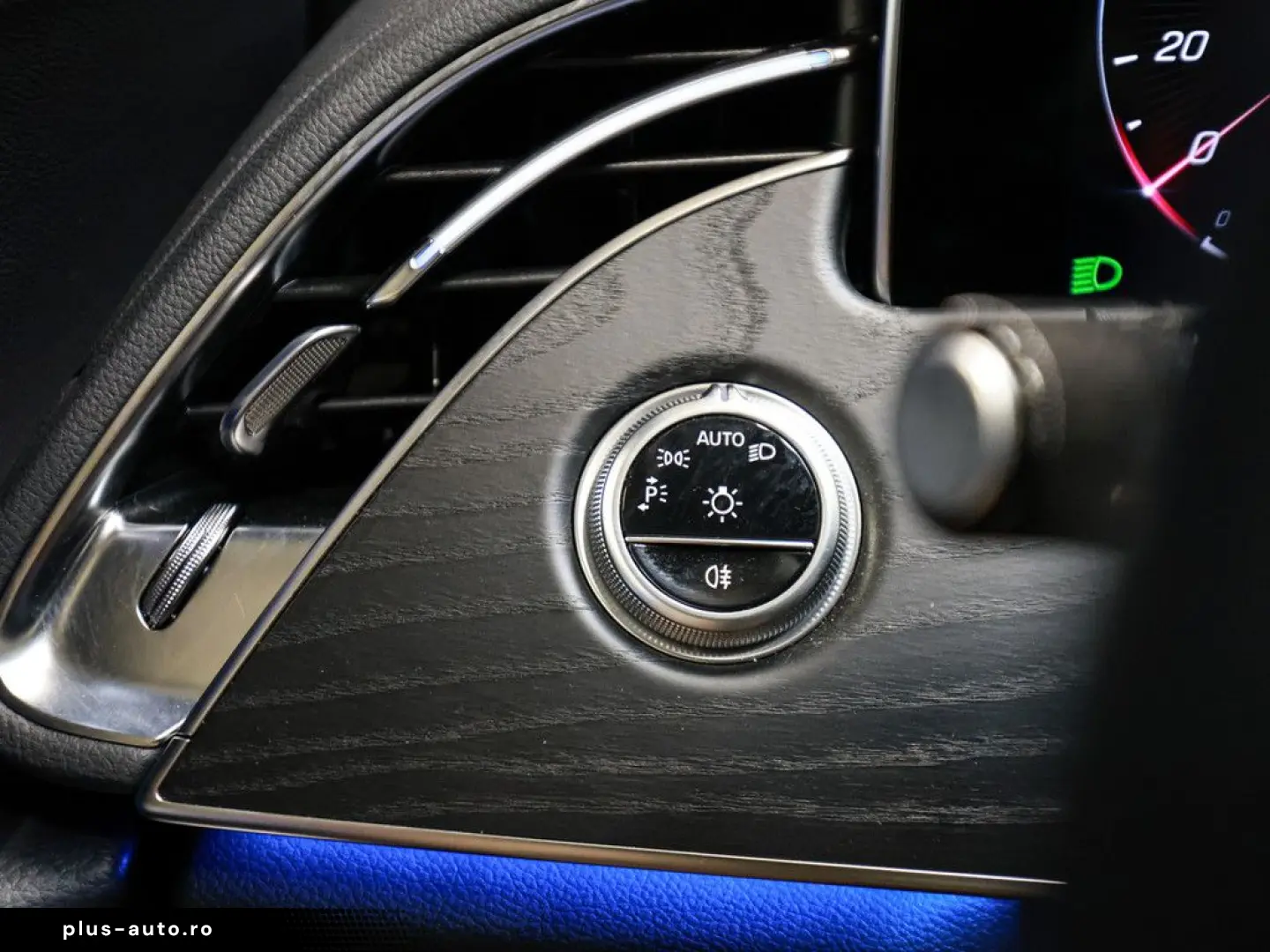 MERCEDES-BENZ E 300 de Avantgarde Advanced  Distr. L&hellip;