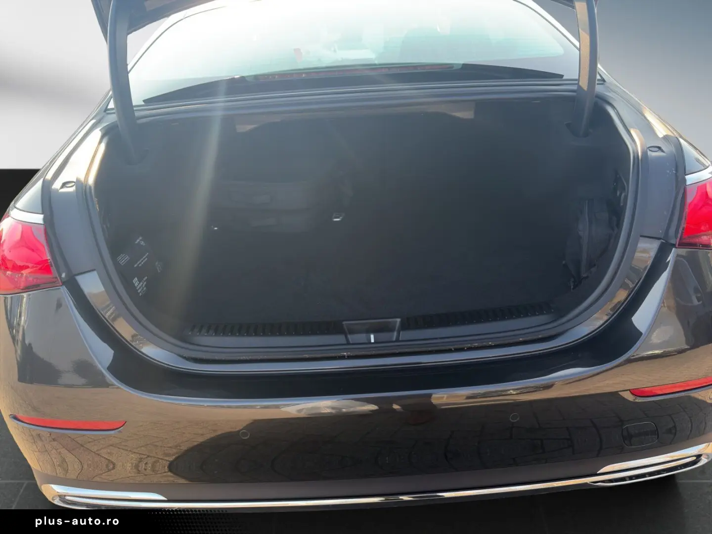 MERCEDES-BENZ E 300 e AVANTGARDE ADVANCED PLUS FONDS&hellip;